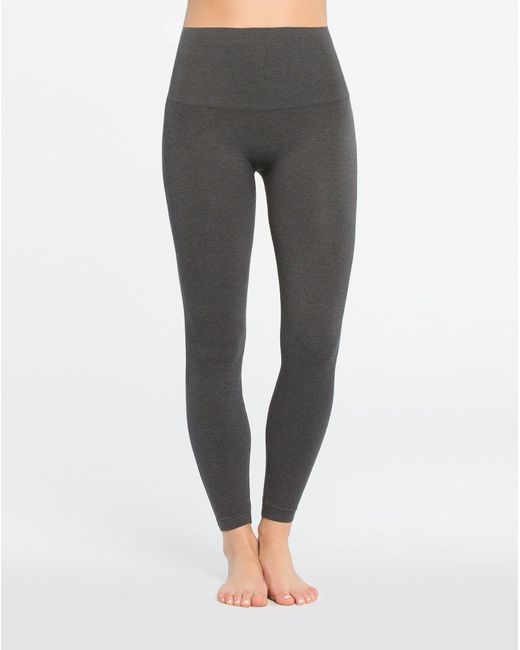 Spanx Look At Me Now Seamless Leggings in Gray | Lyst