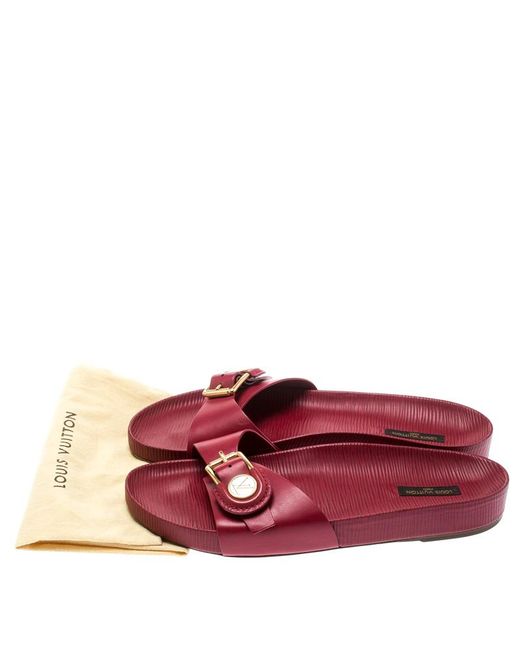 Louis Vuitton Burgundy Epi Leather Marina Buckle Detail Flat Slides Size 40 in Red - Lyst