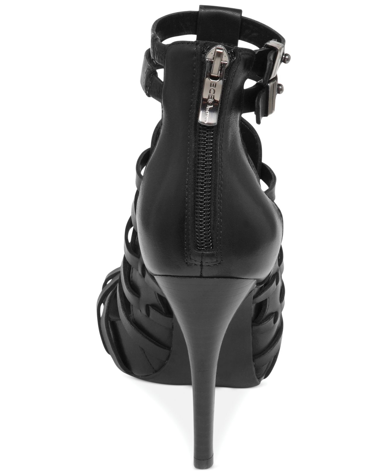 Zara Cage Sandal With Chains ($100) liked on Polyvore featuring shoes, sandals, gold, zara 