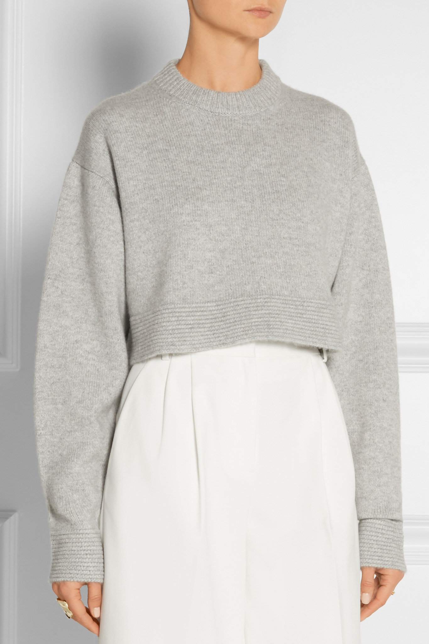 Tibi Cropped Cashmere Sweater in Gray | Lyst