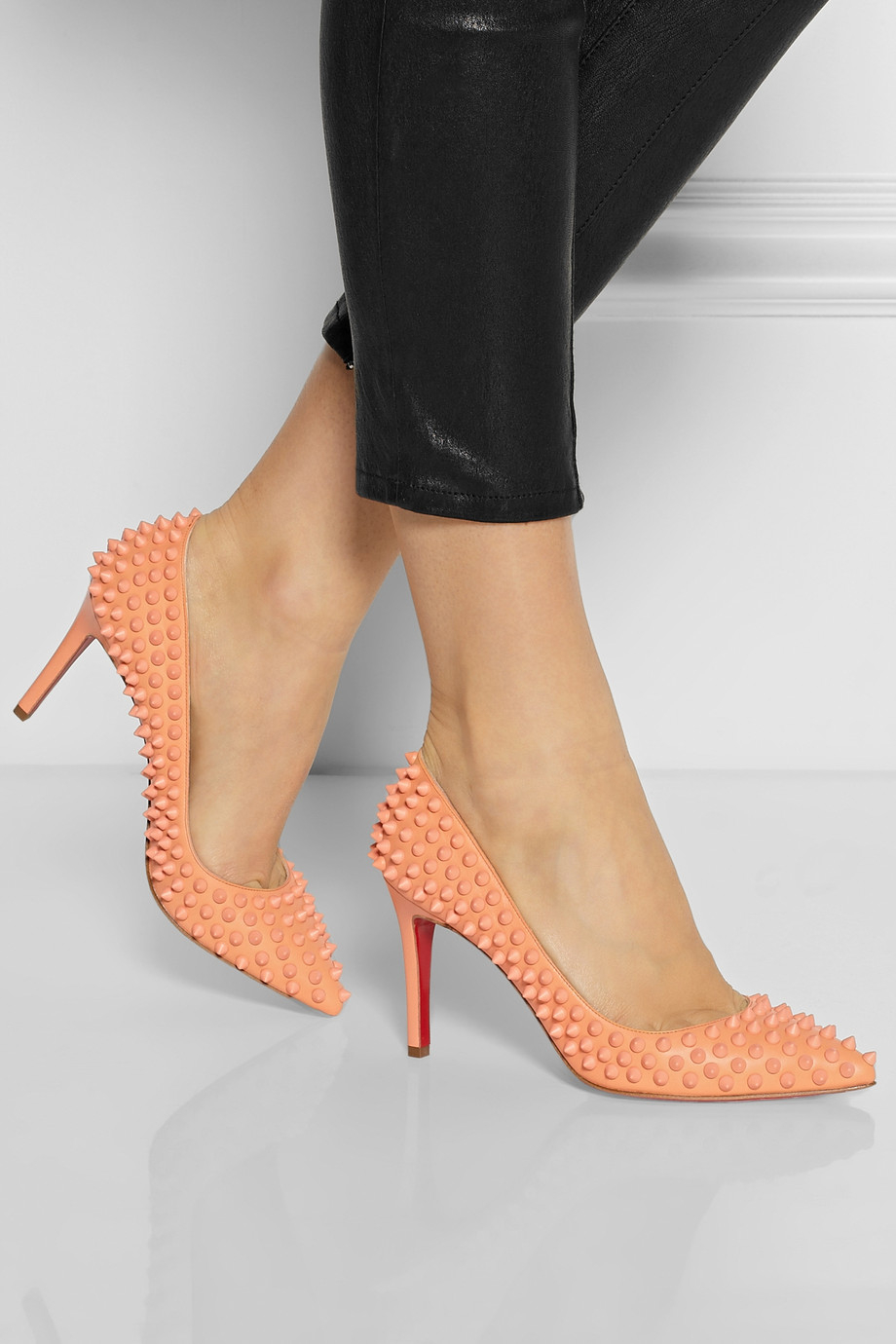 christian louboutin black patent pigalle 85