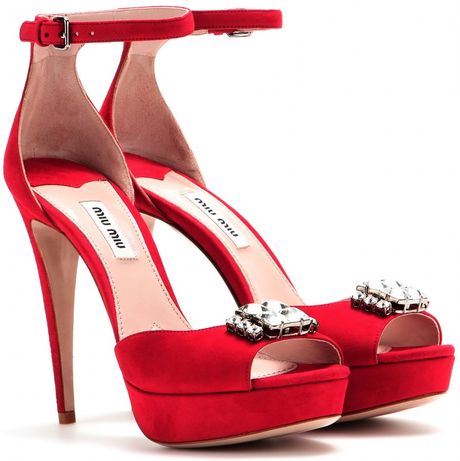 Miu Miu Embellished Suede Platform Sandals in Red (rosso) | Lyst