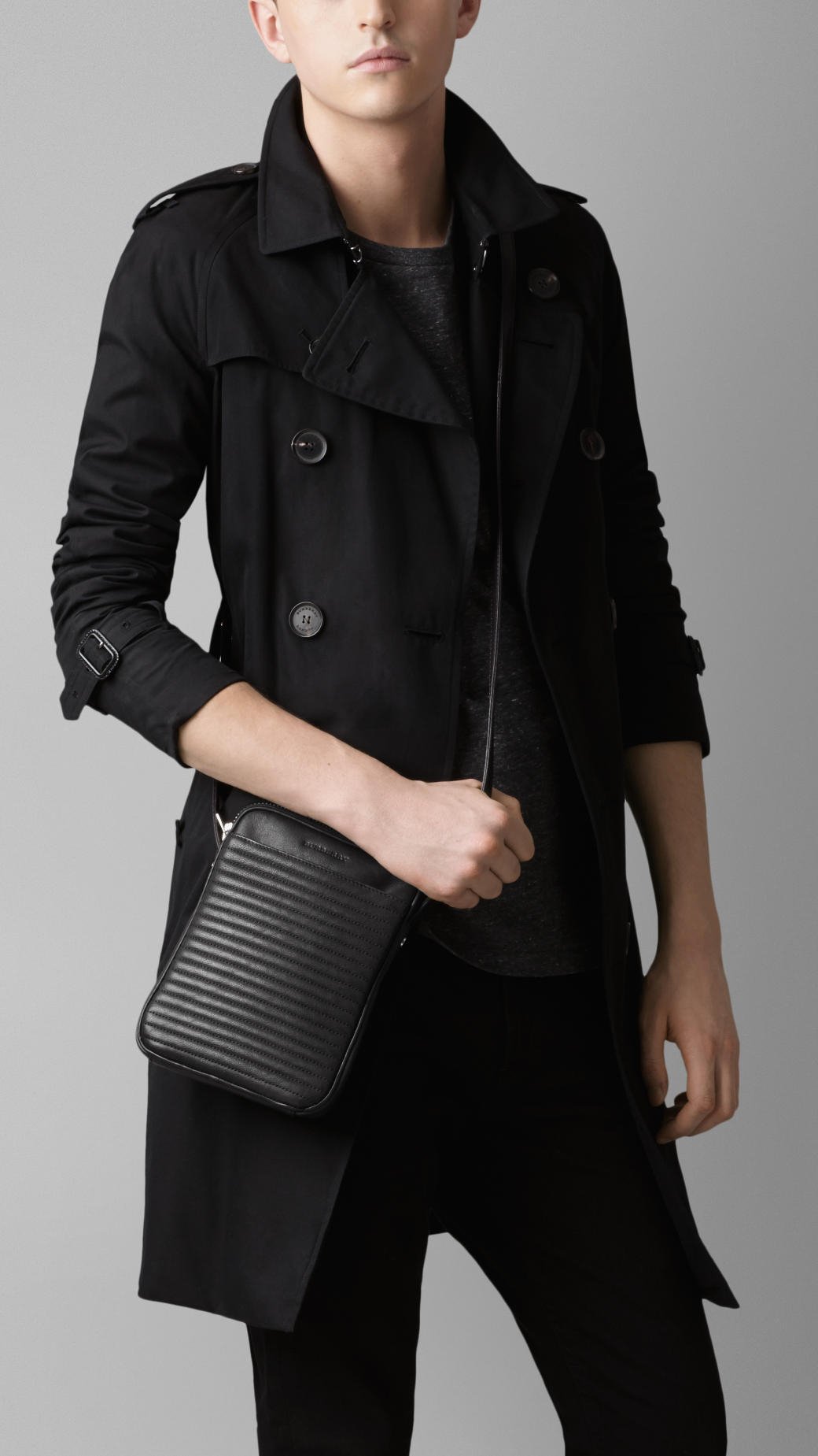 Burberry Buffalo Leather Ipad Mini Crossbody Bag in Black for Men | Lyst