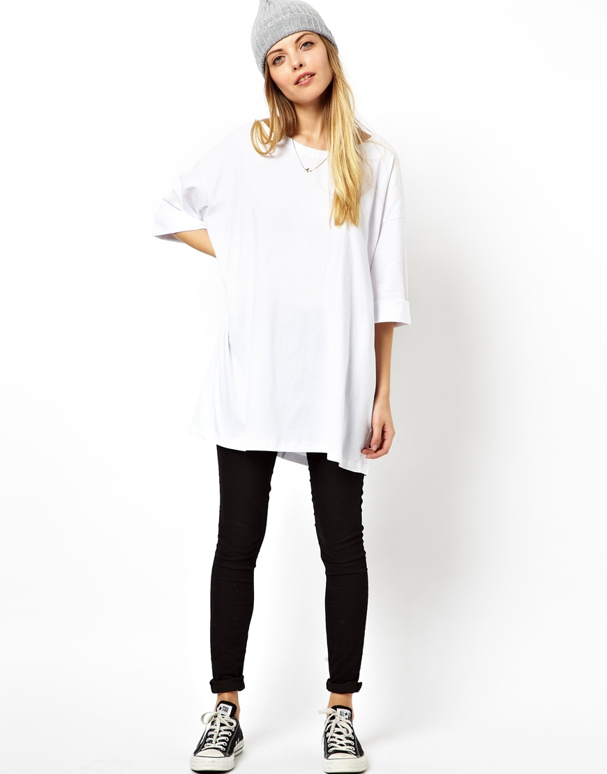 womens oversized white tee