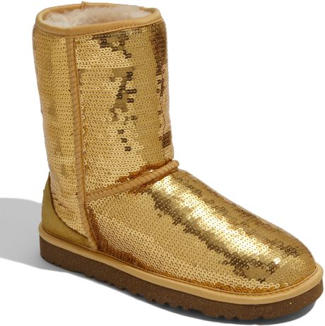 Ugg Classic Sparkles Boot in Gold | Lyst