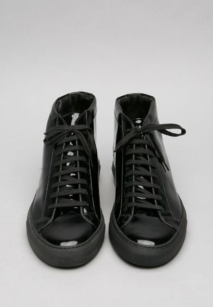 Common Projects Achilles Patent Leather Mid Top in Black for Men | Lyst