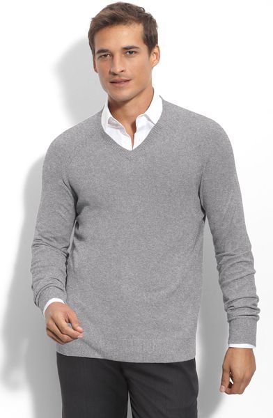 Calibrate Trim Fit Cotton Blend V-neck Sweater in Gray for Men (heather ...