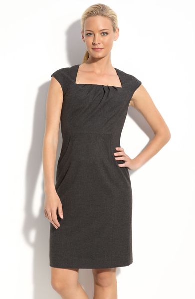 Classiques Entier Flannel Sheath Dress in Gray (charcoal) | Lyst