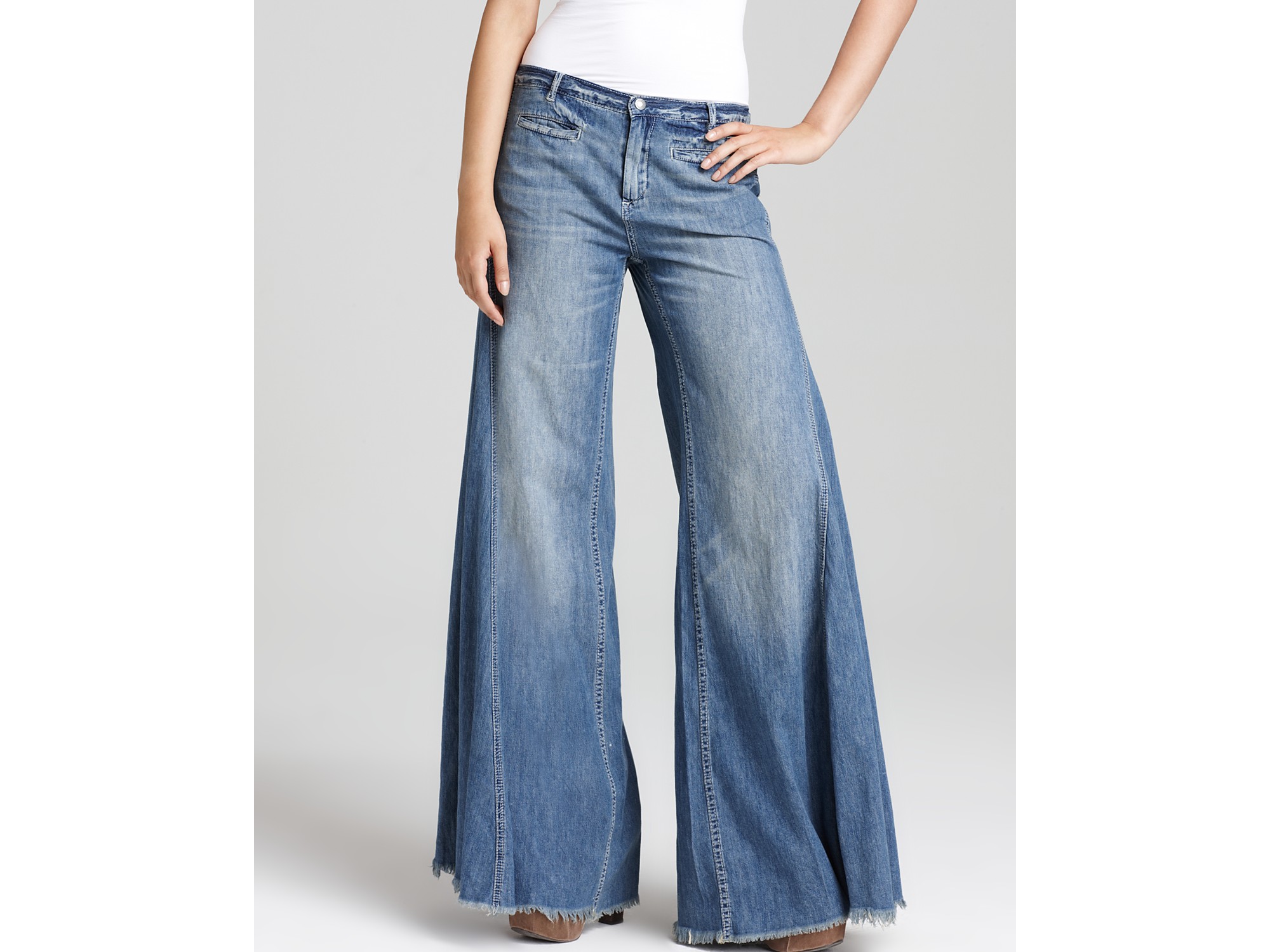 extreme flare jeans