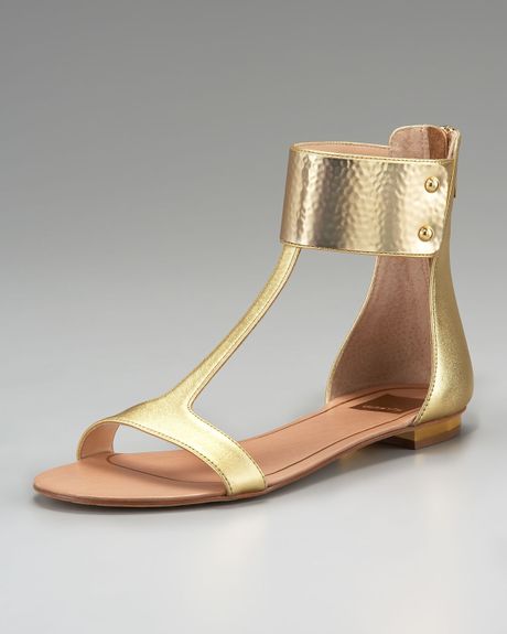 Dolce Vita Bagley Ankle-wrap Flat Sandal in Gold | Lyst