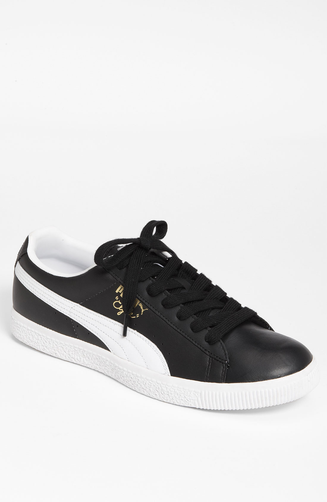 puma en noir clyde
