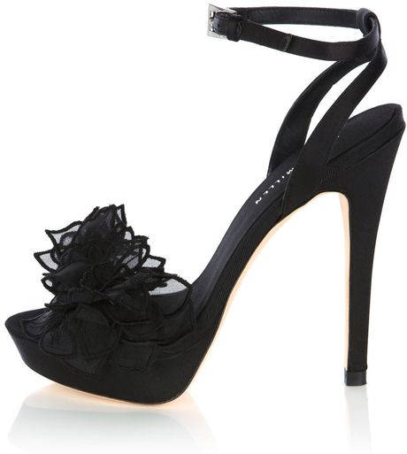 Karen Millen Floral Cutwork Applique Sandals in Black | Lyst