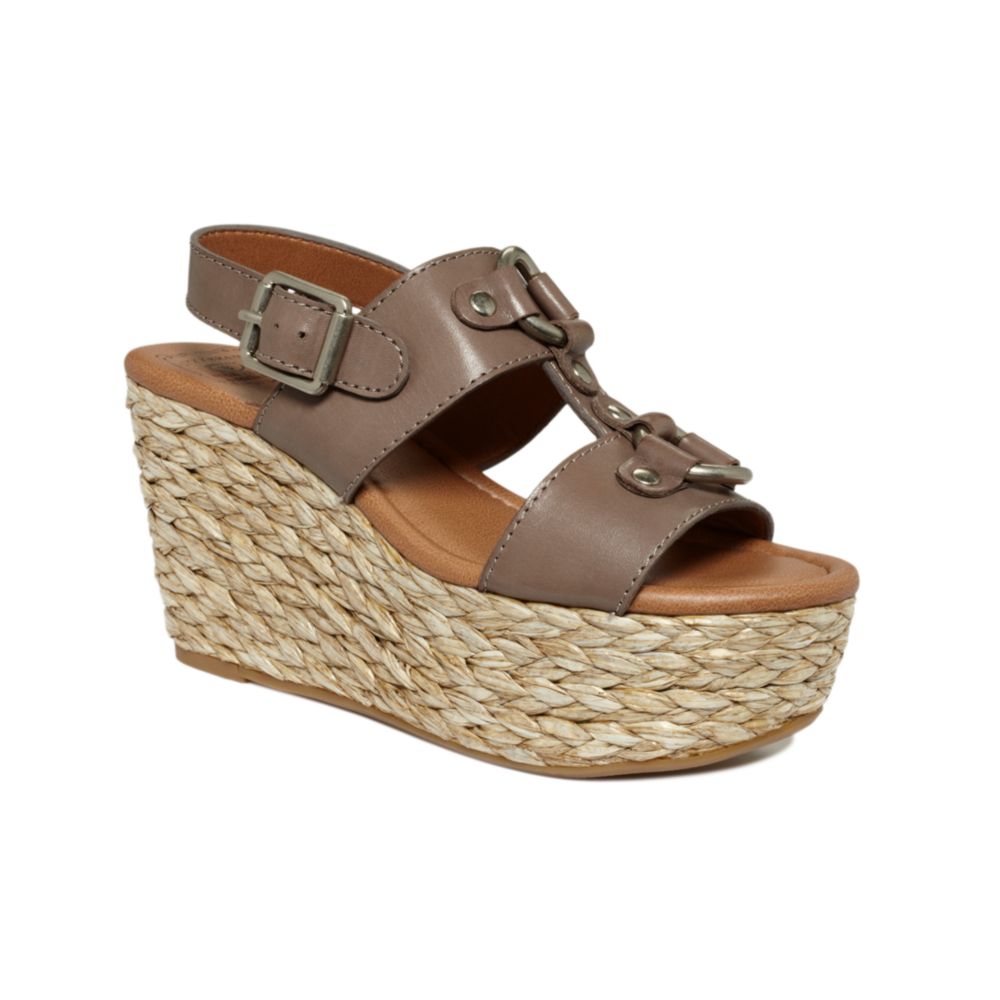 Lucky Brand Reba Wedge Sandals in Brown (lavendar grey) | Lyst