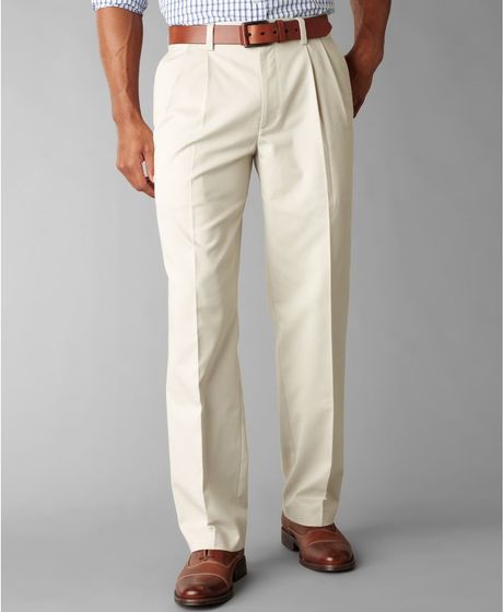 Dockers D3 Classic Fit Easy Refined Khaki Pleated Pants in White for ...