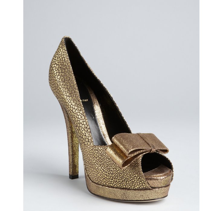 Lyst - Fendi Gold Brocade Platform Peep Toe Pumps in Metallic