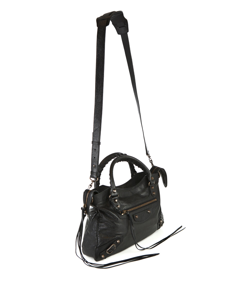 Balenciaga Classic Town Messenger Bag in Black Lyst
