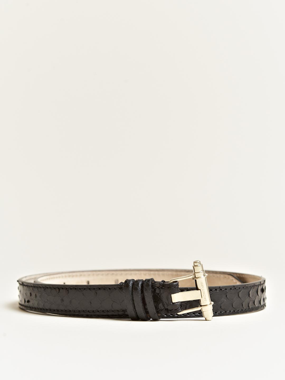 Givenchy Givenchy Womens Calfskin Obsedia Belt in Black | Lyst