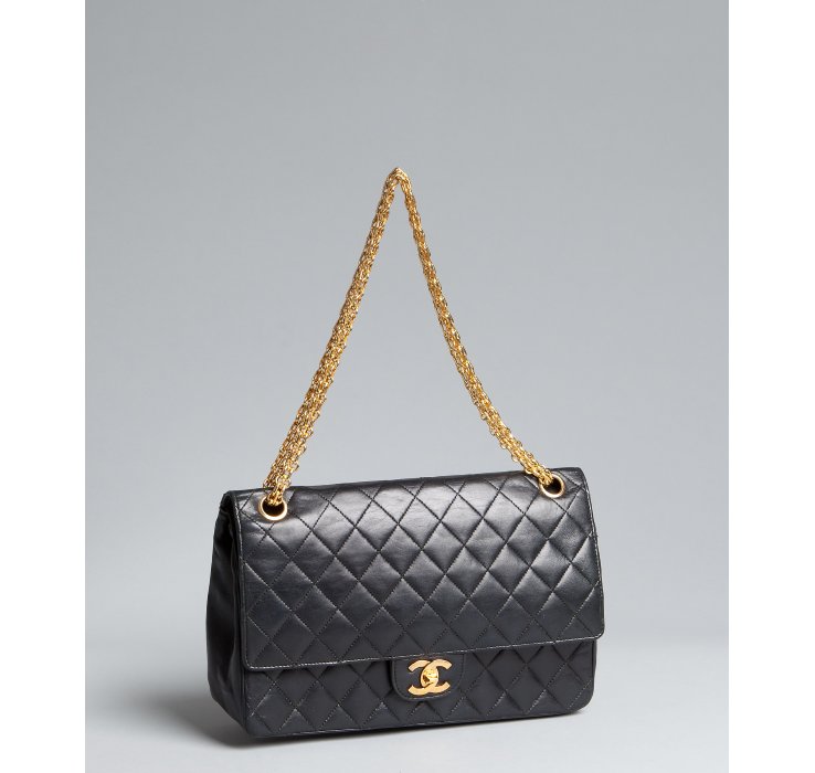 Chanel Black Quilted Leather Classic Shoulder Bag in Black | Lyst