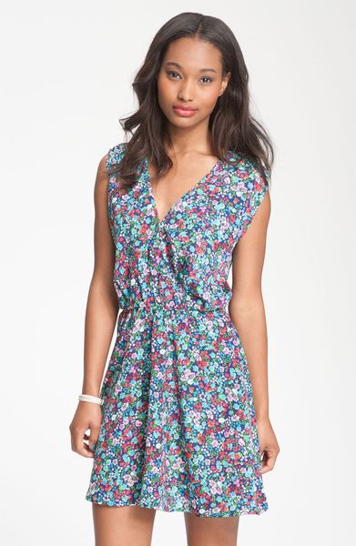 Mimi Chica Print Surplice Dress in Blue (floral bunches) | Lyst