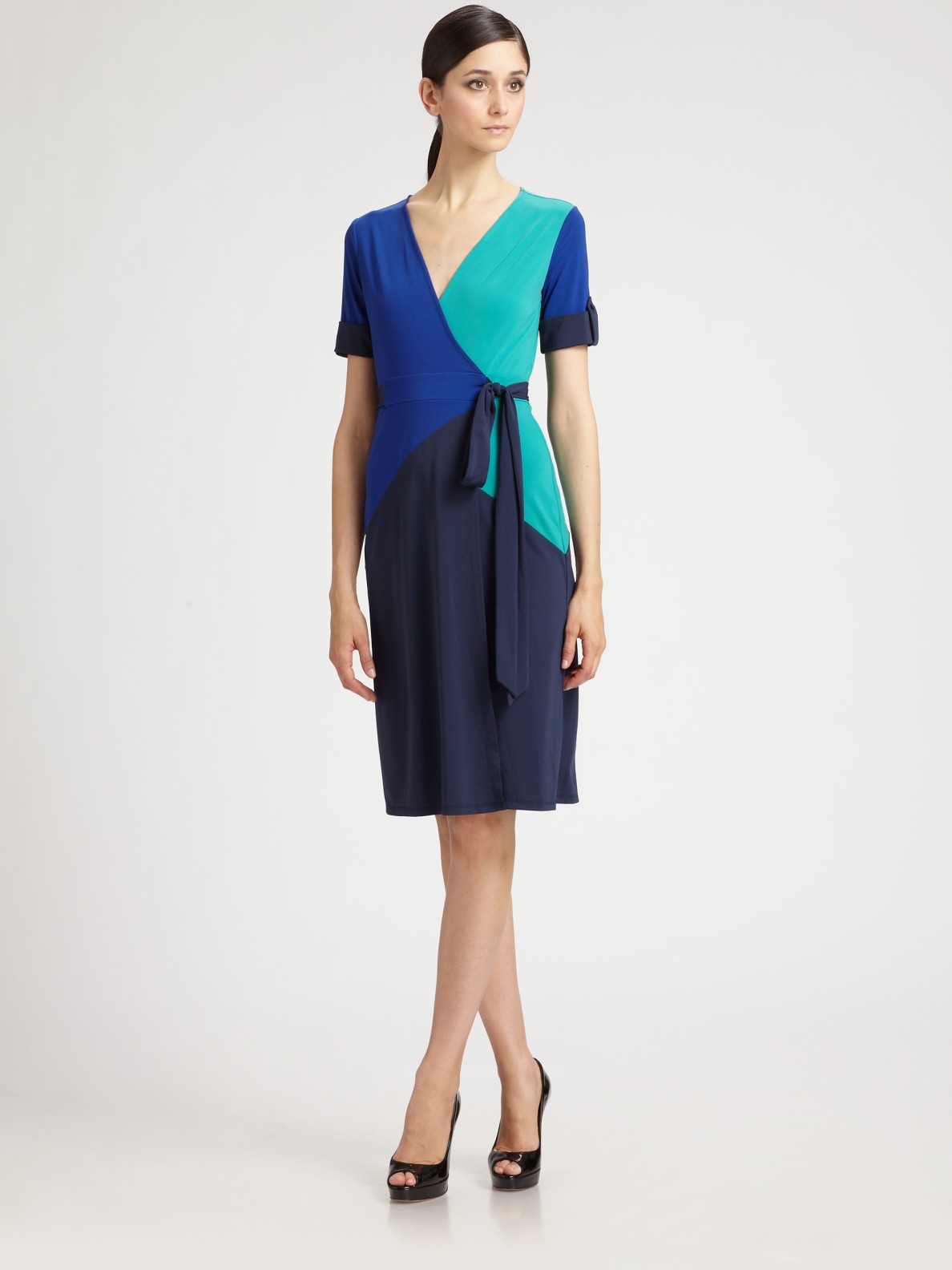 Bcbgmaxazria Caitlin Colorblock Dress In Blue Lyst 8380