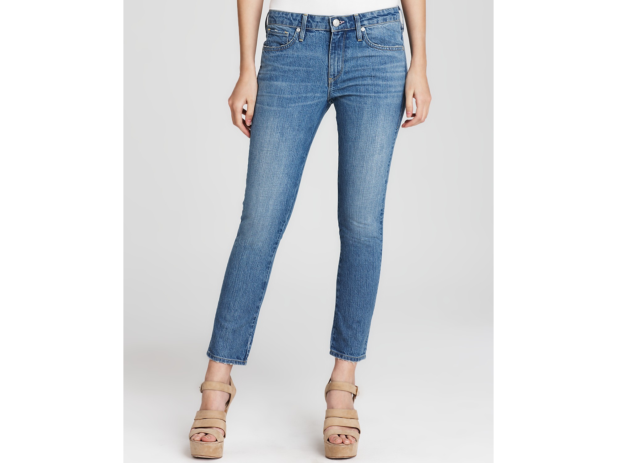 Juicy Couture Vintage Repaired Relaxed Skinny Jeans in Blue (cydell) | Lyst