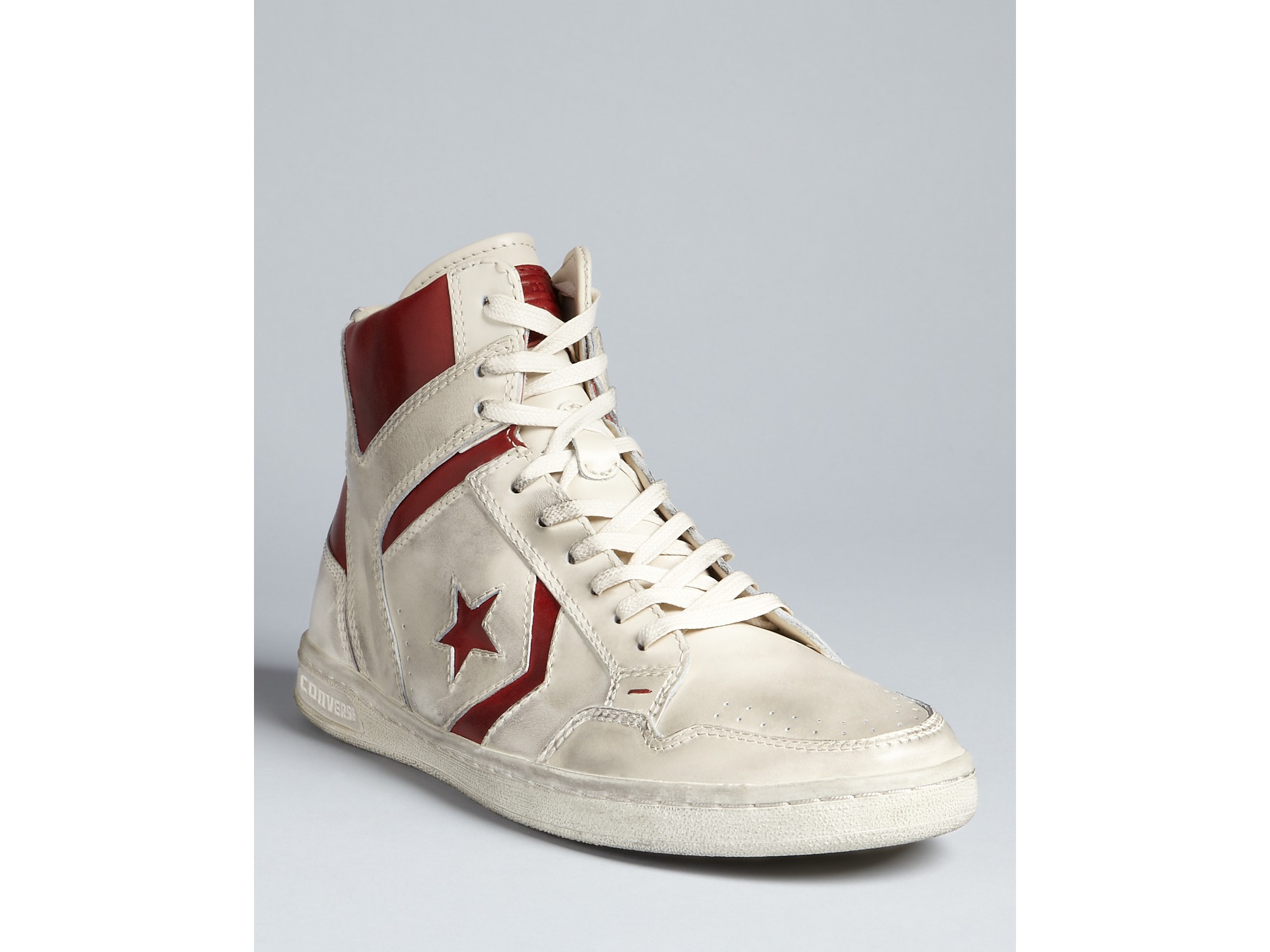 black converse weapon