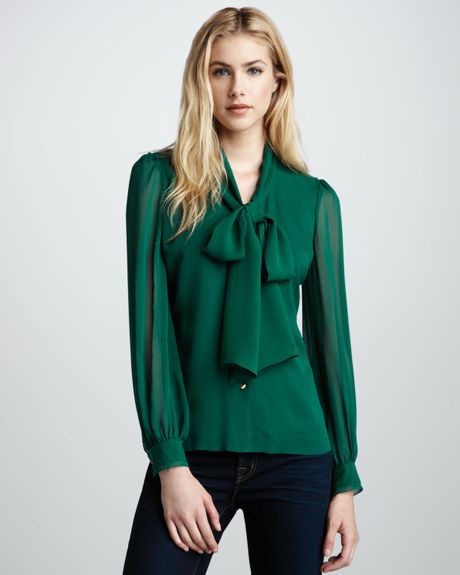 Tory Burch Solid Bryce Bow Blouse in Green (malachite) | Lyst
