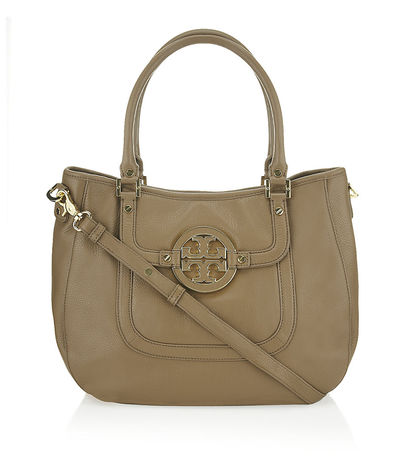 Tory Burch Amanda Hobo Bag in Beige | Lyst