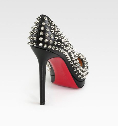 Christian Louboutin Pigalle Plato 120 Studded Leather Pumps in Black | Lyst
