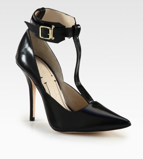 Elizabeth And James Saucy Leather Tstrap Pumps in Black | Lyst