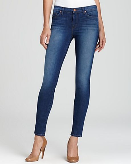J Brand Mid Rise 811 Skinny Jeans in Blue (karma) | Lyst