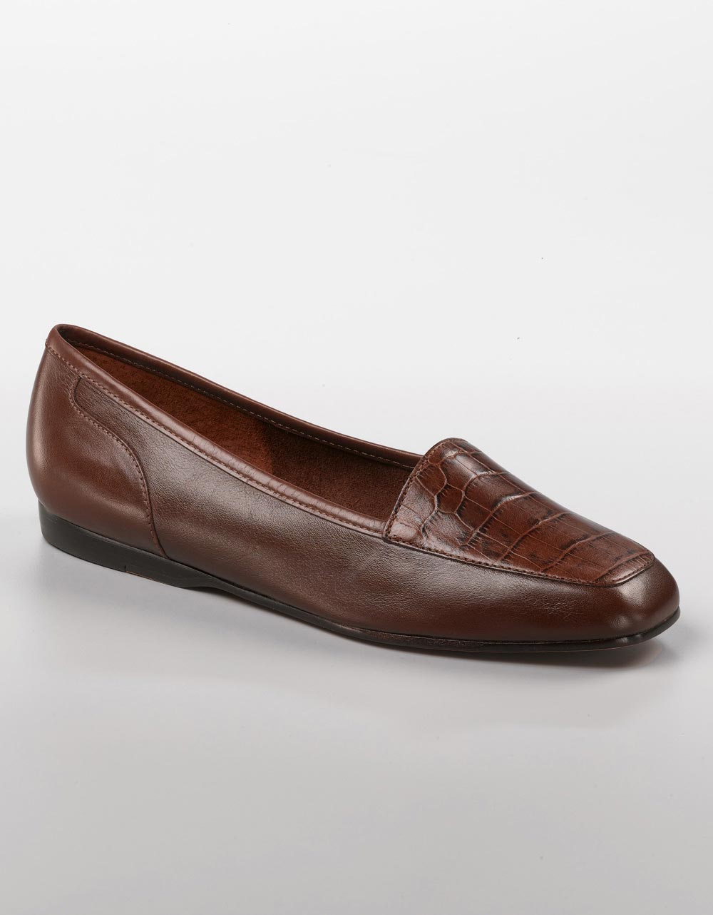 enzo angiolini liberty flats