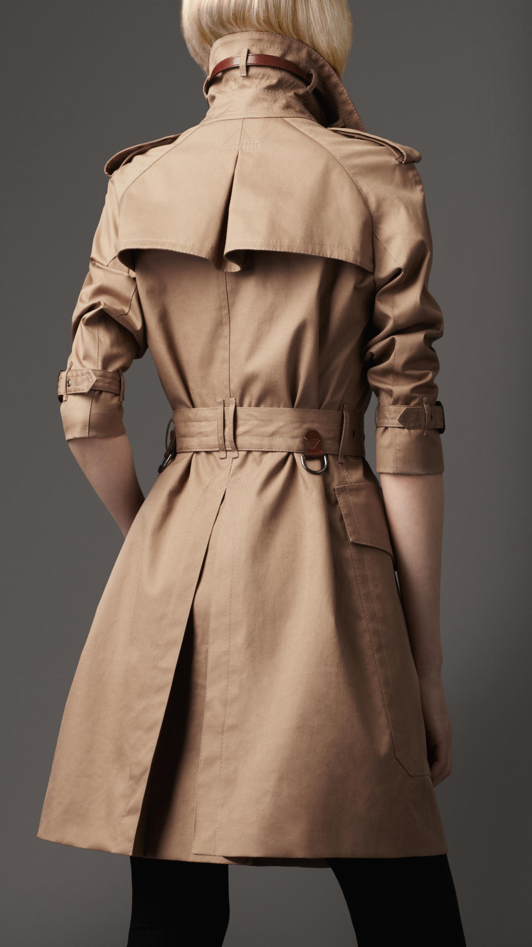 Burberry Long Oversize Resinated Cotton Trench Coat in Natural | Lyst
