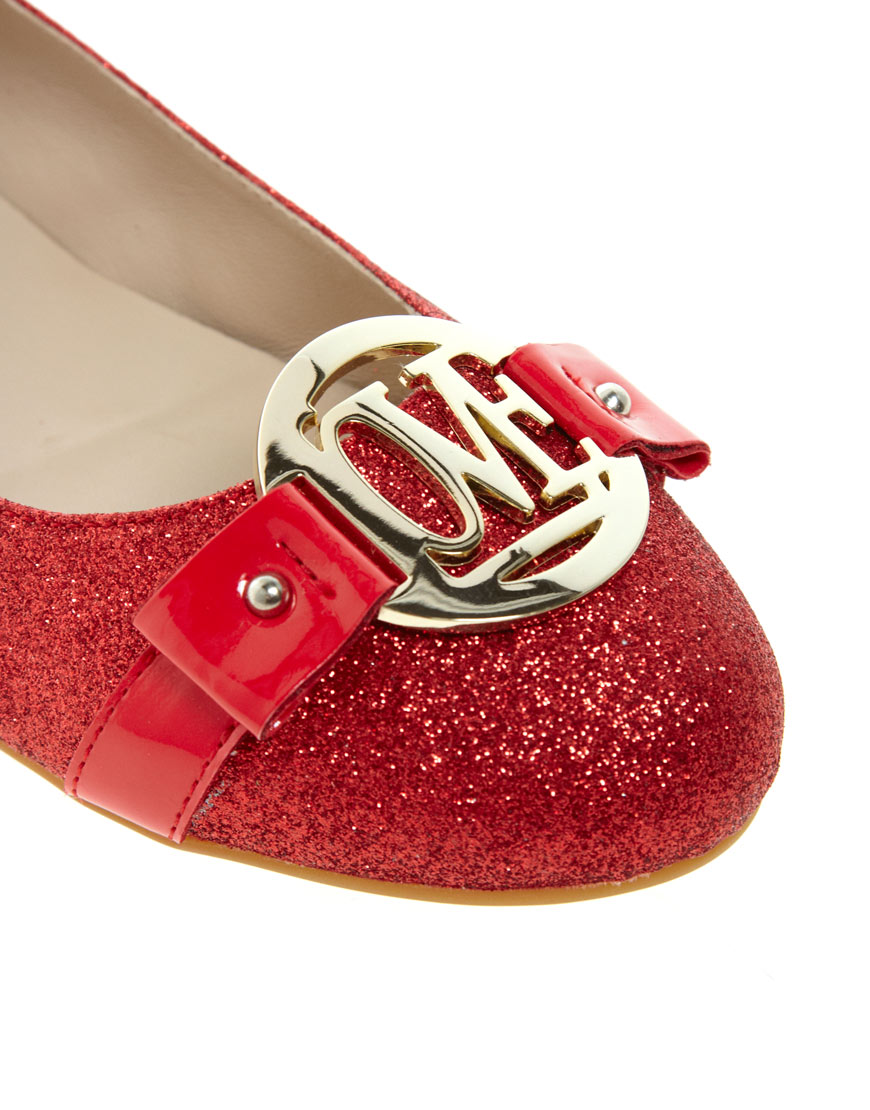Lyst Love Moschino Glitter Flat Shoes in Red