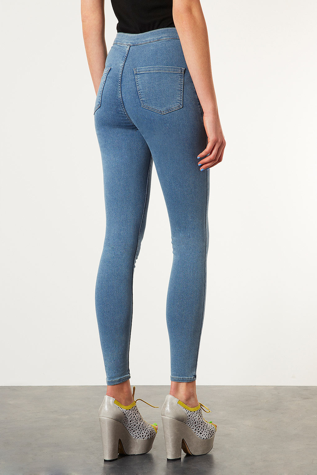 blue ripped joni jeans