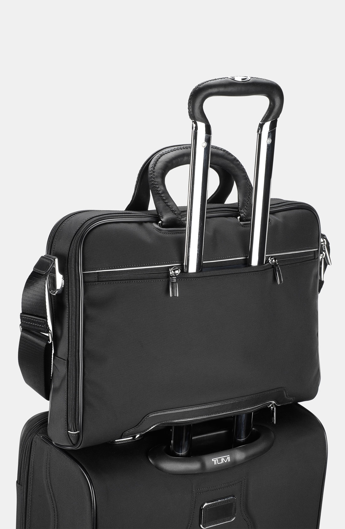 Tumi Arrivé Narita Leather Slim Briefcase - For Men in Black for Men | Lyst