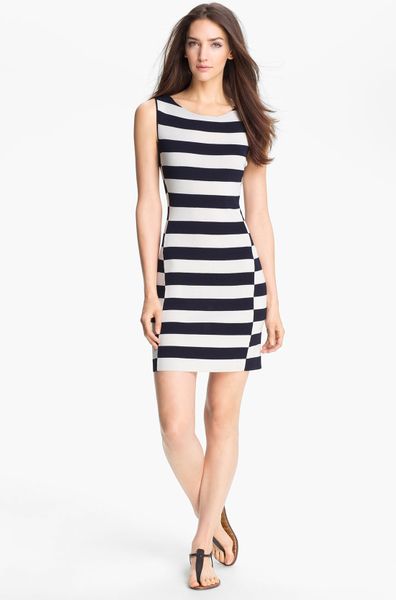 Theory Lasina S Knit Bodycon Dress in White (navy blue/ white) | Lyst