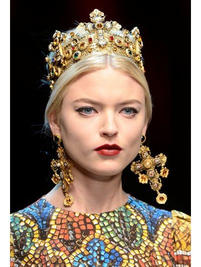 Lyst - Dolce & Gabbana Large Cross Drop Earrings in Metallic