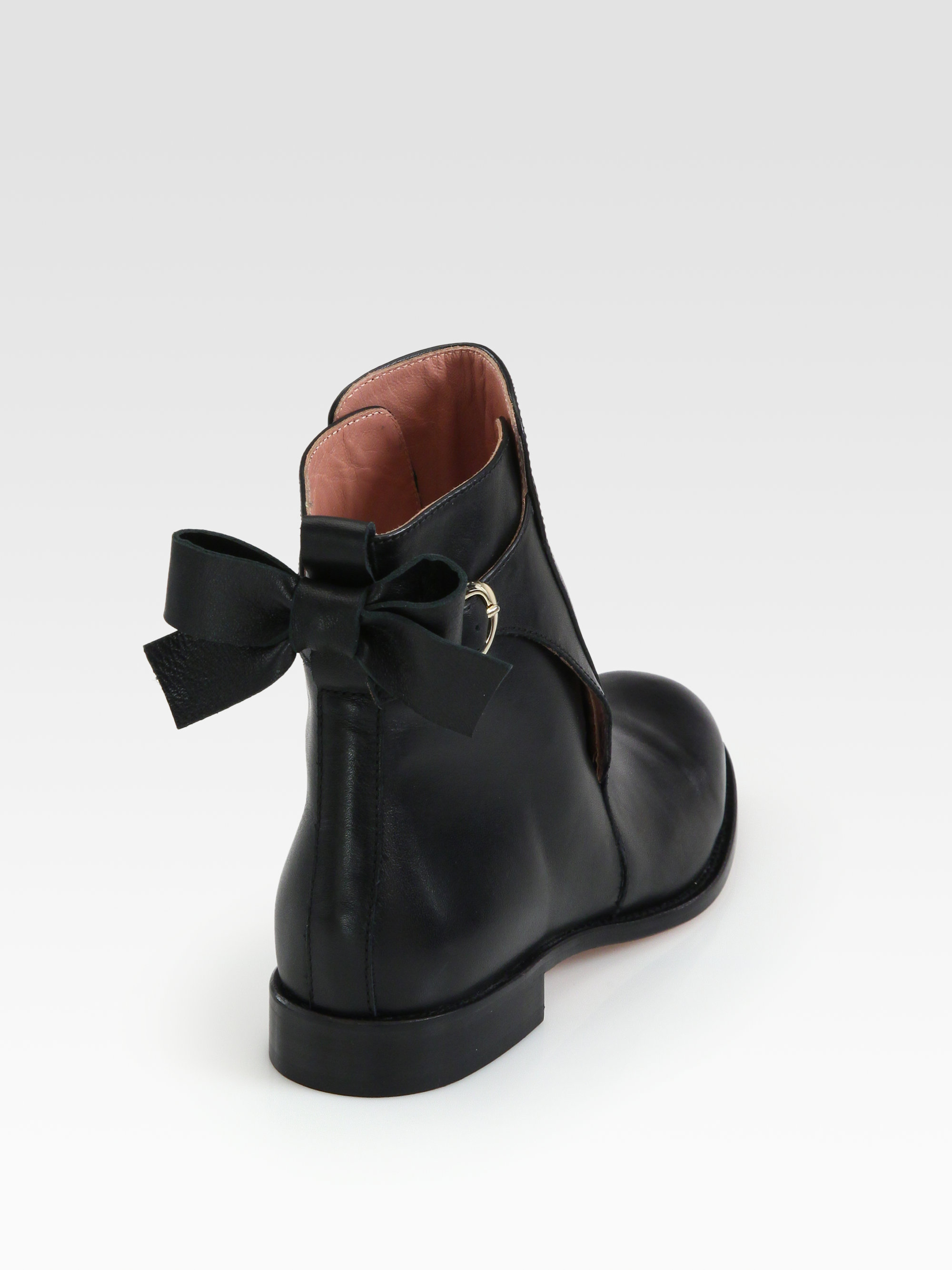 bow back ankle boots