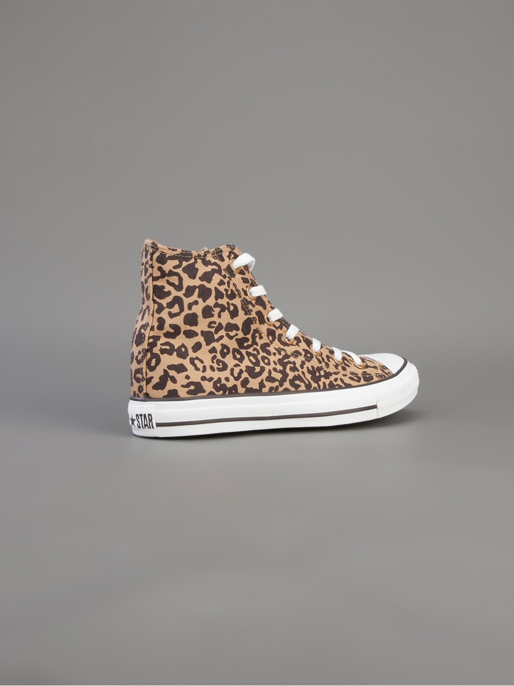 converse leopard