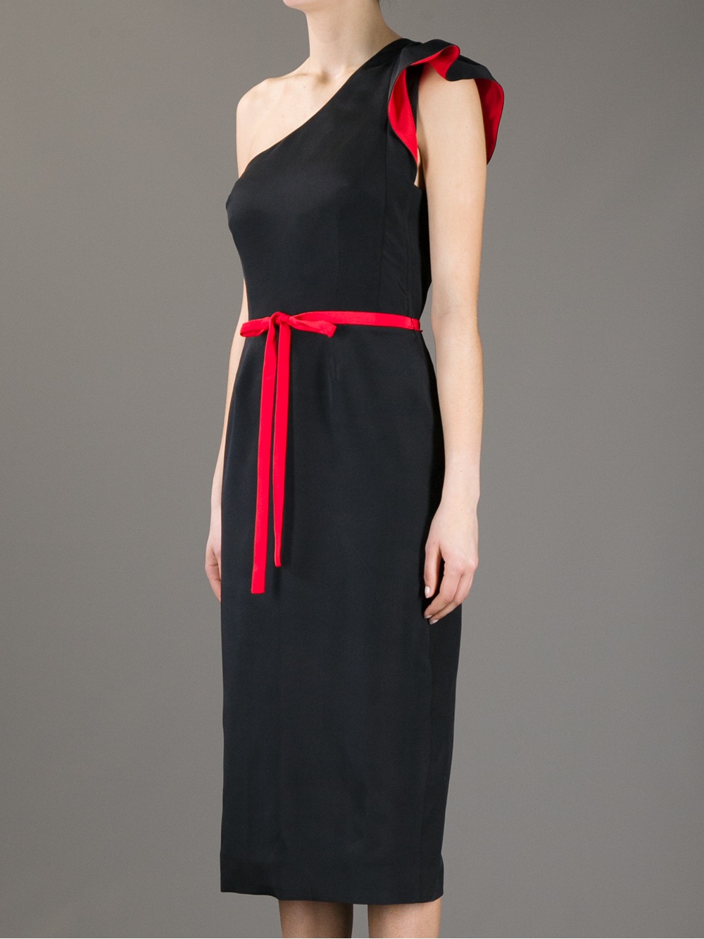 jasmine one shoulder gown in black