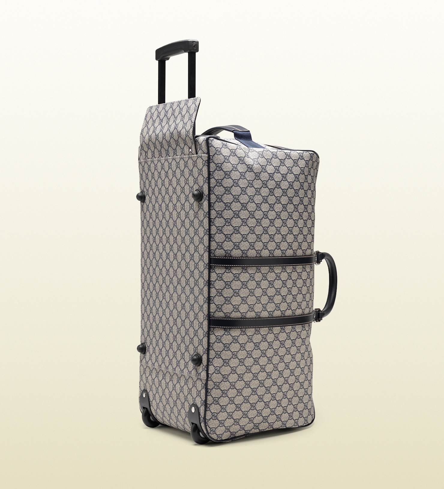 gucci duffle mens
