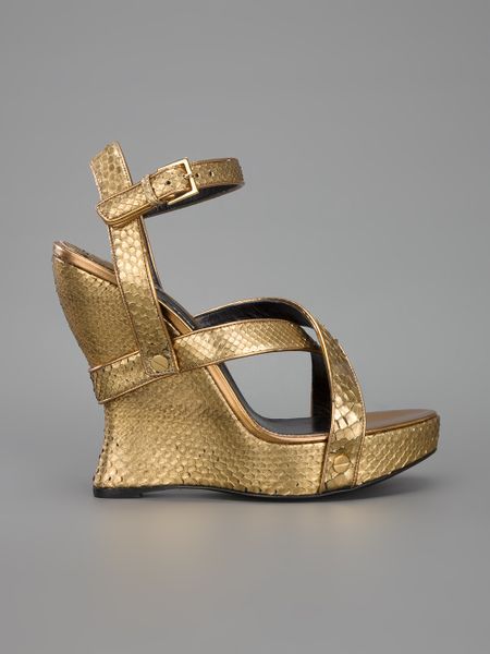 Tom Ford Metallic Wedge Sandal in Brown (gold) | Lyst
