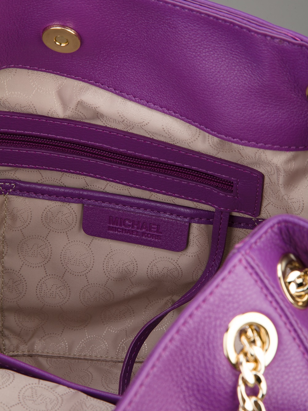 micheal kors purple purse