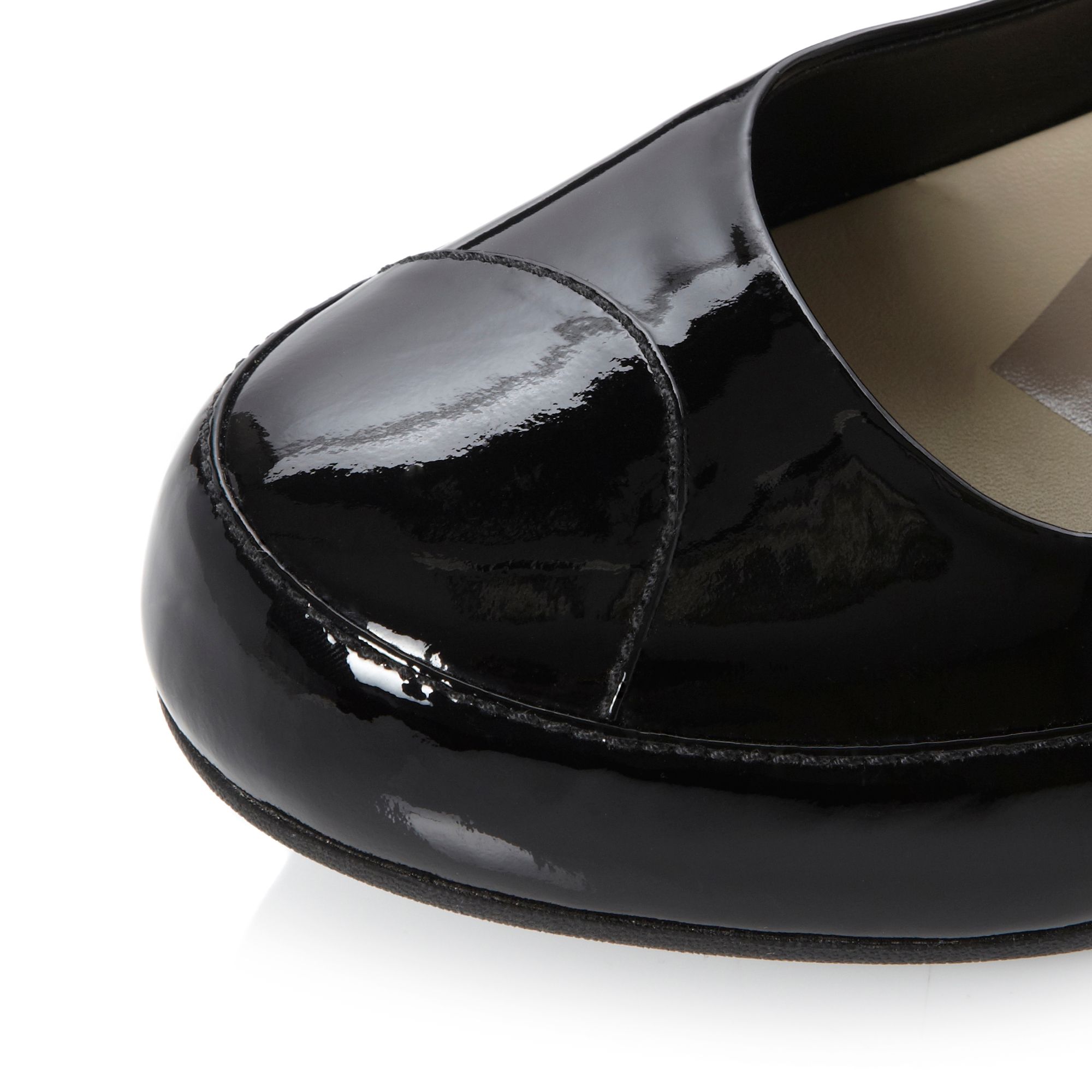 Fitflop Due Patent Flatform Ballerina Shoes in Black | Lyst