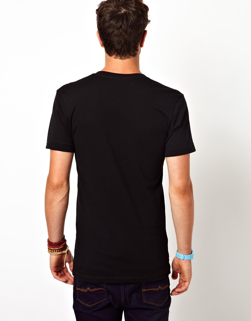 loose black tshirt