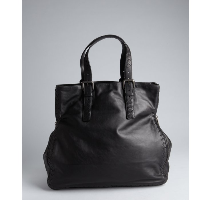Bottega veneta Black Leather Intrecciato Trim Zip Tote Bag in Black | Lyst