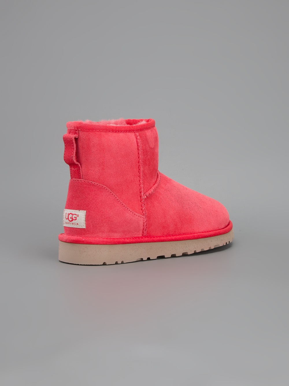 red classic uggs
