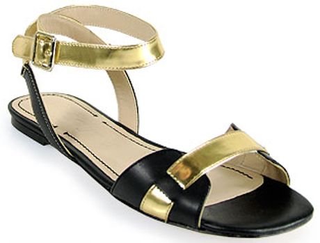 Elizabeth And James Paige Flat Leather Sandal in Black in Gold (black ...