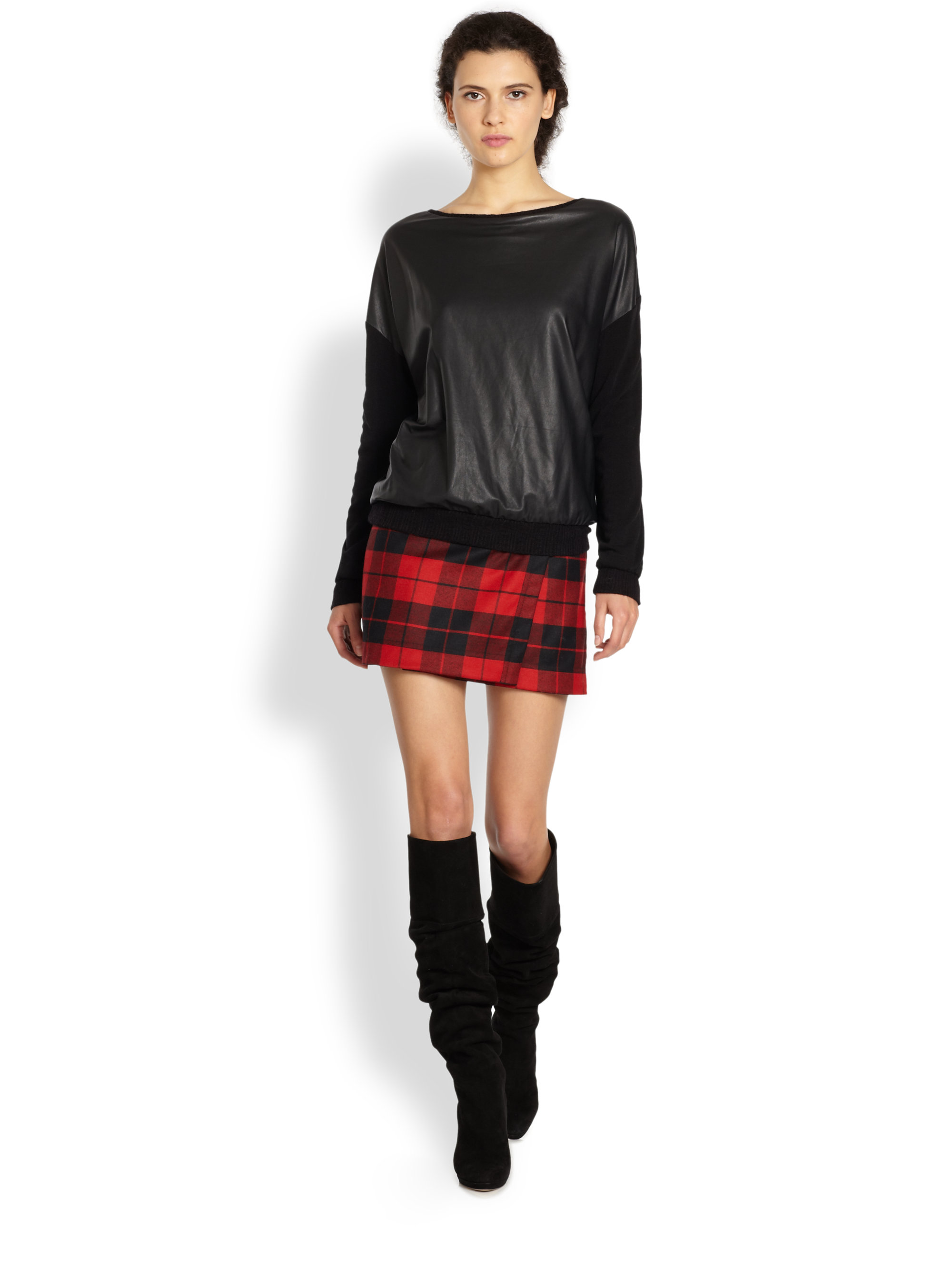 2019 year lifestyle- Red and plaid black mini skirt 2019 year for women- Red and plaid black mini skirt